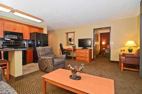 Best Western Plus Deer Park Hotel and Suites