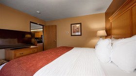 Best Western Plus Deer Park Hotel and Suites