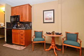 Best Western Plus Deer Park Hotel and Suites