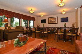 Best Western Plus Deer Park Hotel and Suites