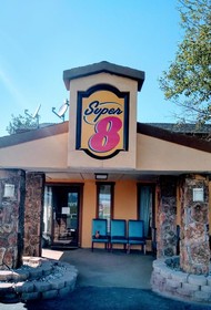 Super 8 by Wyndham Craig
