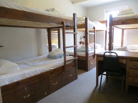 Crested Butte  Int'l Lodge & Hostel