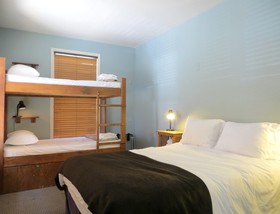 Crested Butte  Int'l Lodge & Hostel