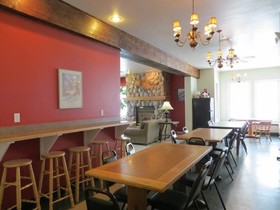 Crested Butte  Int'l Lodge & Hostel