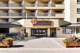 Elevation Hotel & Spa