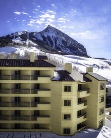 Elevation Hotel & Spa