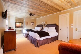 Nordic Inn