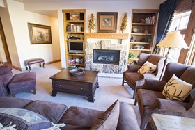 WestWall Lodge