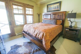 WestWall Lodge