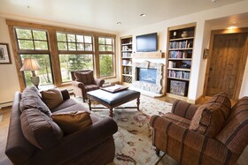 WestWall Lodge