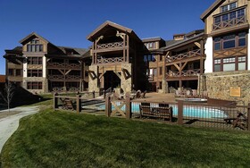 WestWall Lodge
