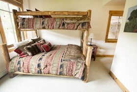 WestWall Lodge