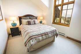 WestWall Lodge
