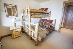WestWall Lodge