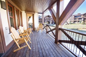 WestWall Lodge