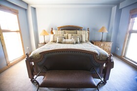 WestWall Lodge