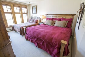 WestWall Lodge