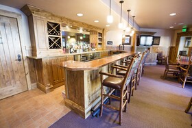 WestWall Lodge