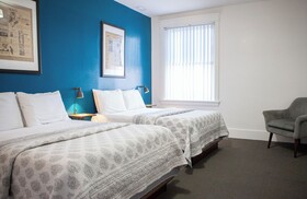 11th Avenue Hotel and Hostel