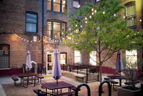 11th Avenue Hotel and Hostel