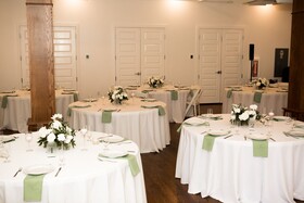 11th Avenue Hotel and Hostel