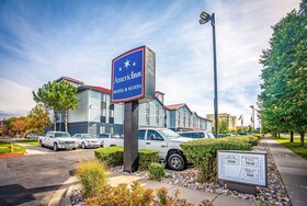 AmericInn by Wyndham Denver Airport