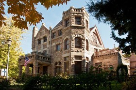 Castle Marne Bed & Breakfast