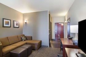 Comfort Suites Near Denver Downtown