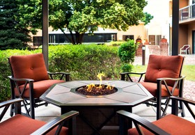 Courtyard Denver Central Park