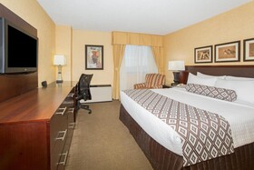 Crowne Plaza Denver - International Airport