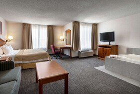 Days Inn & Suites by Wyndham Denver International Airport