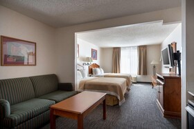 Days Inn & Suites by Wyndham Denver International Airport