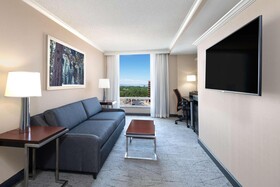 DoubleTree by Hilton Denver Cherry Creek