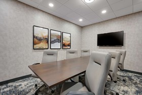 DoubleTree by Hilton Denver International Airport