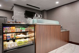 DoubleTree by Hilton Denver International Airport