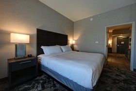 DoubleTree by Hilton Denver International Airport