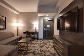 DoubleTree by Hilton Denver International Airport