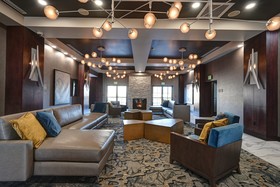 DoubleTree by Hilton Denver International Airport