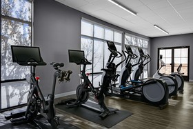 DoubleTree by Hilton Denver International Airport