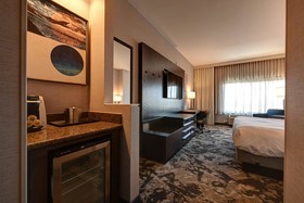 DoubleTree by Hilton Denver International Airport