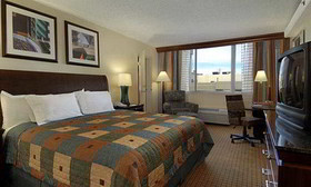 DoubleTree by Hilton Denver Central Park