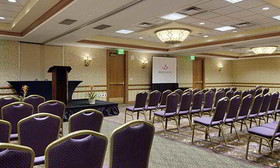 DoubleTree by Hilton Denver Central Park