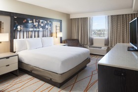 DoubleTree by Hilton Denver Central Park