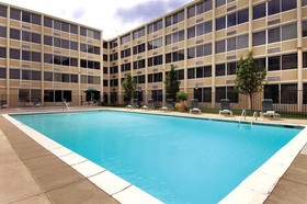 DoubleTree by Hilton Denver Central Park