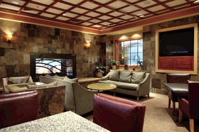 DoubleTree by Hilton Denver Central Park