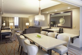 DoubleTree by Hilton Denver Central Park