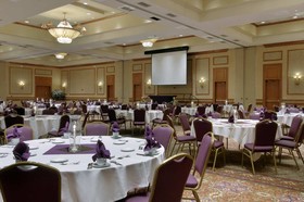 DoubleTree by Hilton Denver Central Park