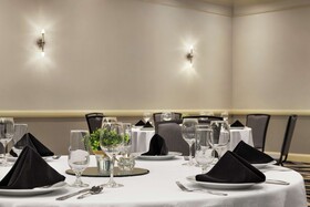 Embassy Suites by Hilton Denver International Airport