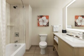 Embassy Suites by Hilton Denver International Airport