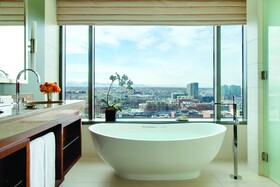 Four Seasons Hotel Denver